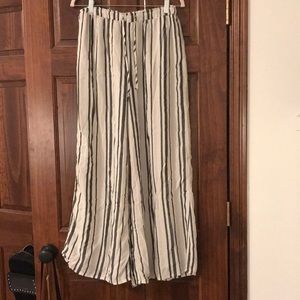 American Eagle loose pants